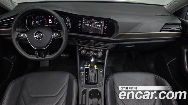 Volkswagen Jetta 2021 — photo 10