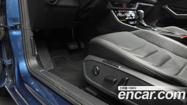 Volkswagen Jetta 2021 — photo 30