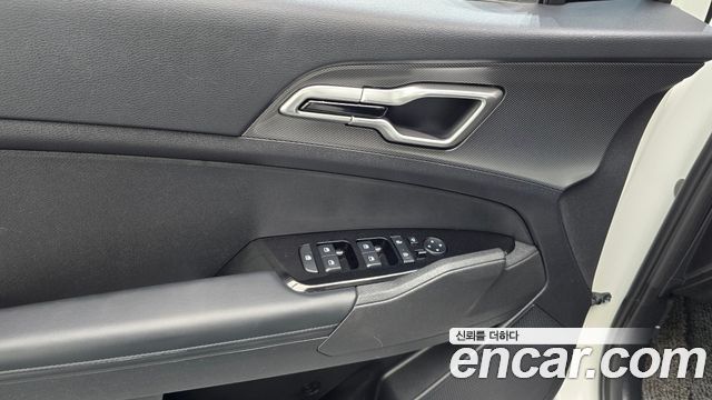 Kia Sportage 2022 — photo 29