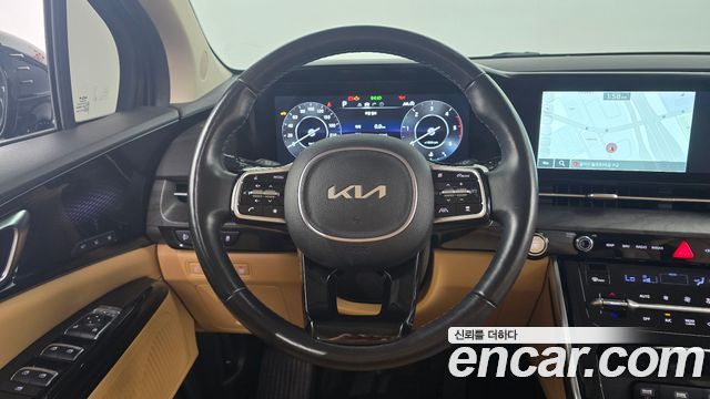 Kia Canival 2023 — photo 13