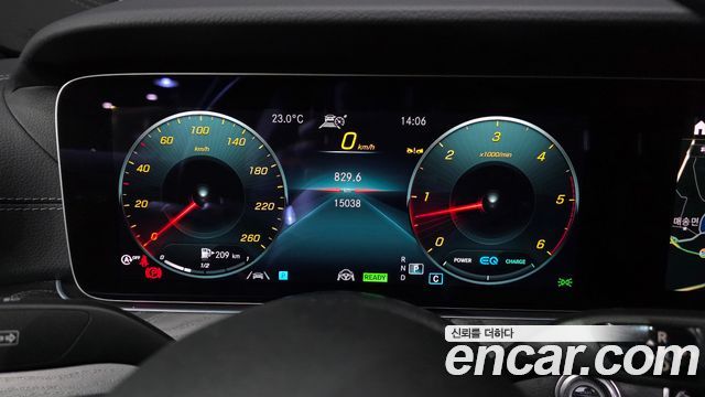 Mercedes-Benz CLS-Class 2022 — photo 11