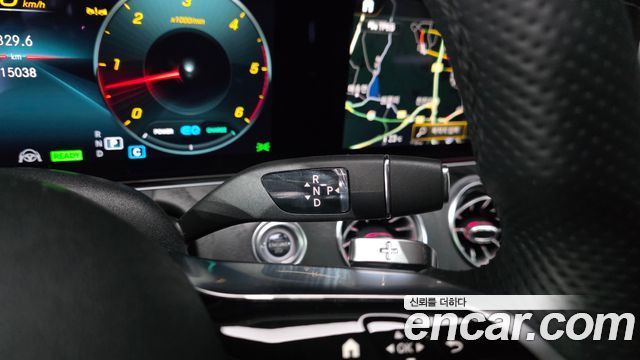 Mercedes-Benz CLS-Class 2022 — photo 12