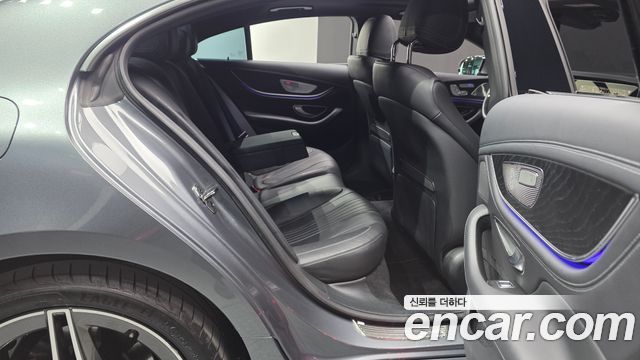 Mercedes-Benz CLS-Class 2022 — photo 17