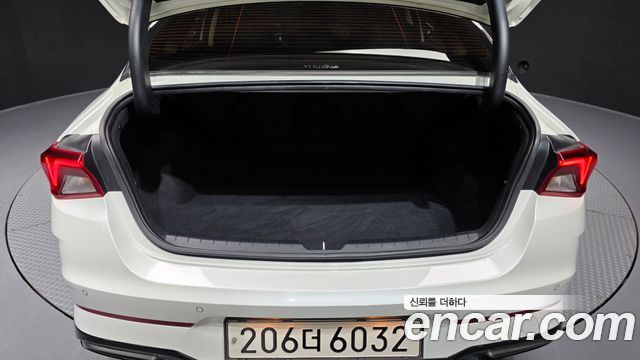 Kia K5 2023 — photo 26