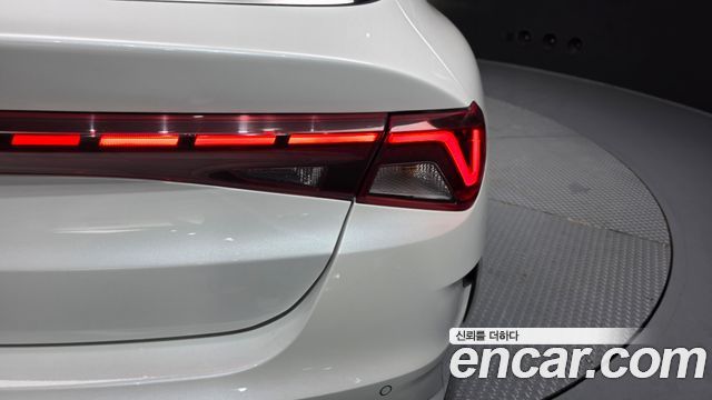 Kia K5 2023 — photo 9