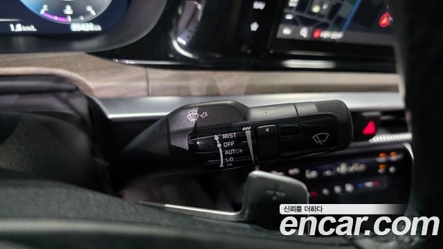 Kia K5 2023 — photo 29