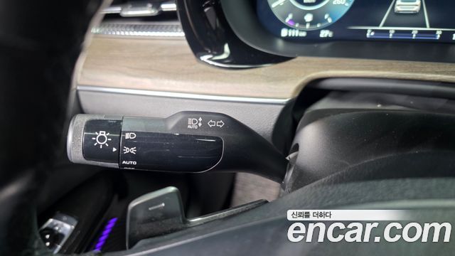Kia K5 2023 — photo 30
