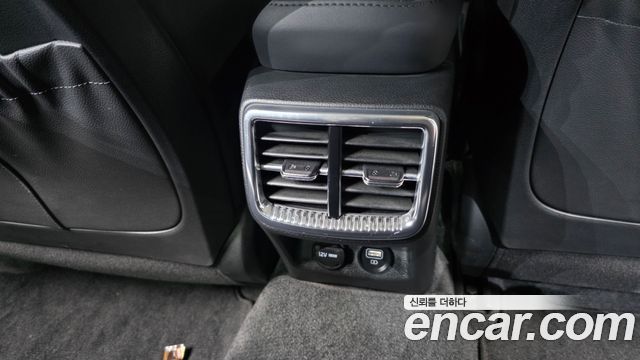 Kia K5 2023 — photo 35