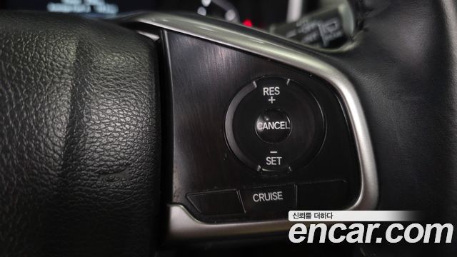 Honda CR-V 2017 — photo 17