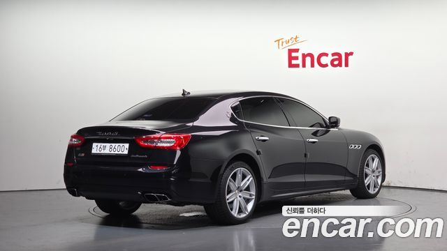 Maserati Quattroporte 2015 — photo 2