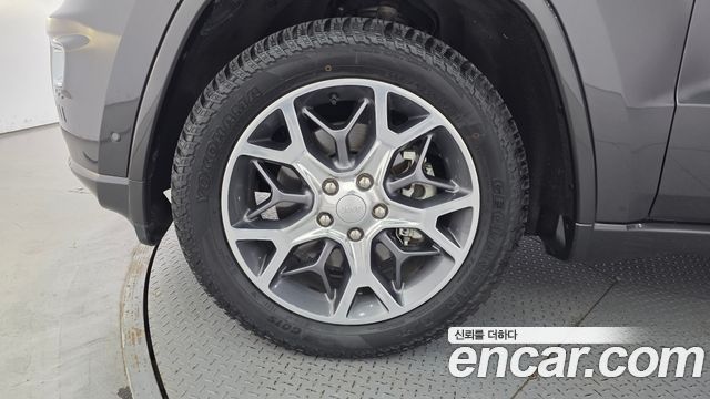 Jeep Cherokee 2021 — photo 5
