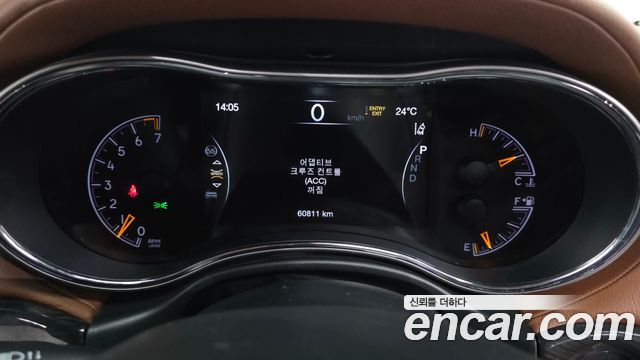 Jeep Cherokee 2021 — photo 11