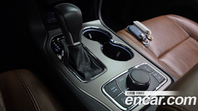 Jeep Cherokee 2021 — photo 12