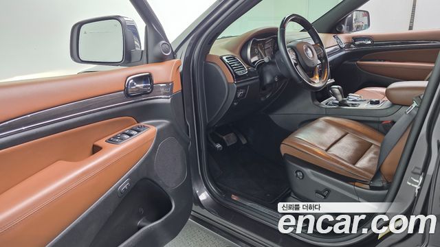 Jeep Cherokee 2021 — photo 13