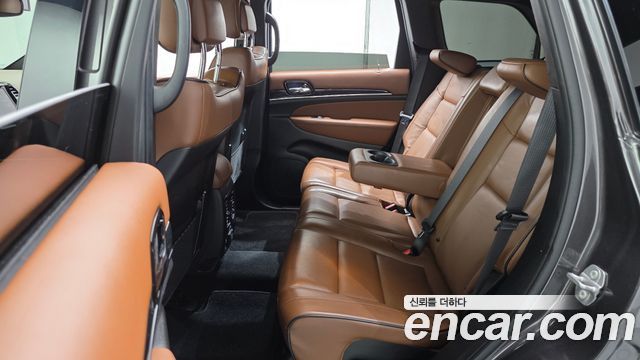 Jeep Cherokee 2021 — photo 18