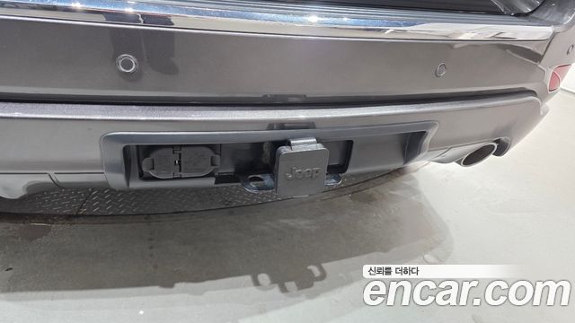 Jeep Cherokee 2021 — photo 25