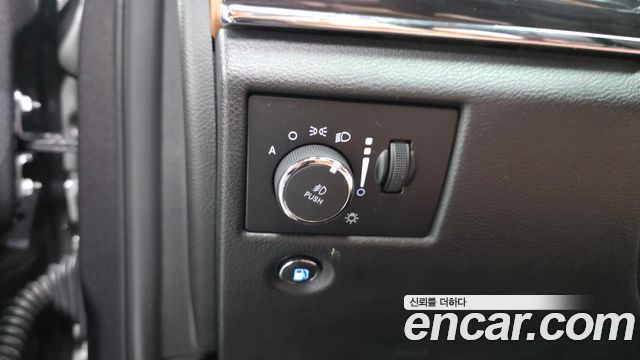 Jeep Cherokee 2021 — photo 28