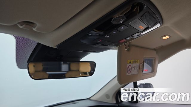 Kia Canival 2023 — photo 14