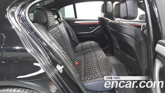 BMW 5-Series 2013 — photo 12