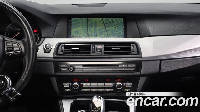 BMW 5-Series 2013 — photo 14