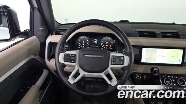 Land Rover Defender 2024 — photo 19