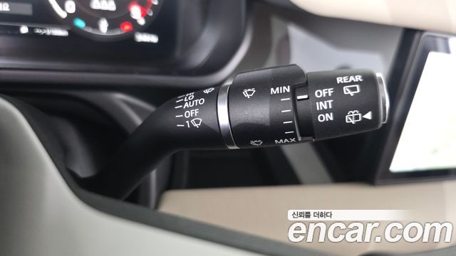 Land Rover Defender 2024 — photo 25