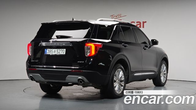 Ford Explorer 2023 — photo 2