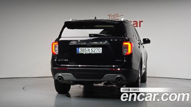 Ford Explorer 2023 — photo 4