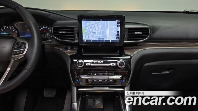 Ford Explorer 2023 — photo 27