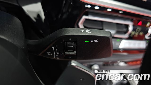 BMW Z4 2025 — photo 25