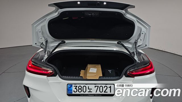 BMW Z4 2025 — photo 26