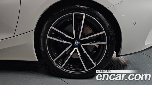 BMW Z4 2025 — photo 7