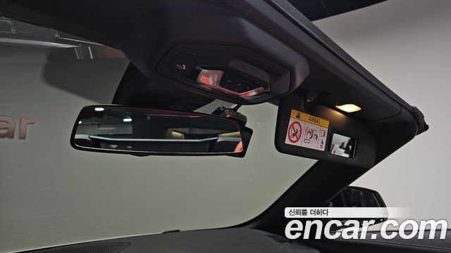 BMW Z4 2025 — photo 29