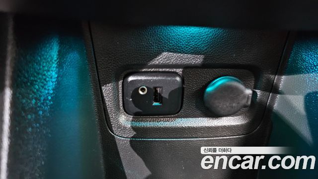 Chevrolet Korea Spark 2017 — photo 19