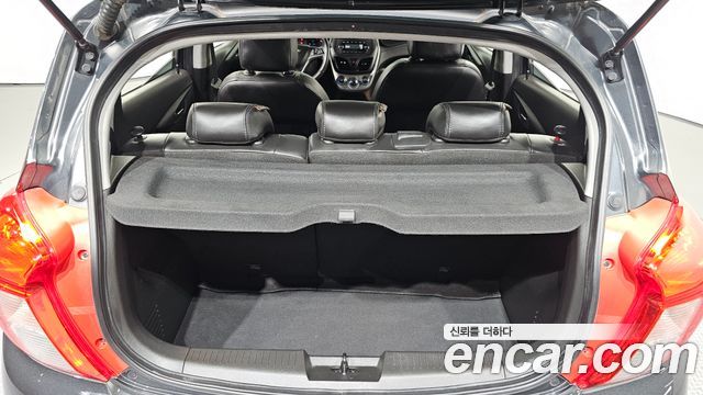 Chevrolet Korea Spark 2017 — photo 23