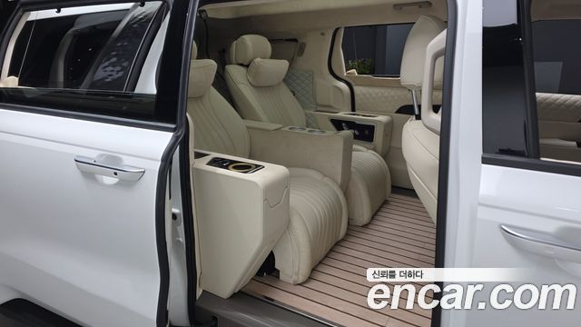 Kia Canival 2022 — photo 12
