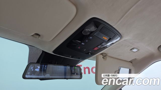 Kia Canival 2022 — photo 17