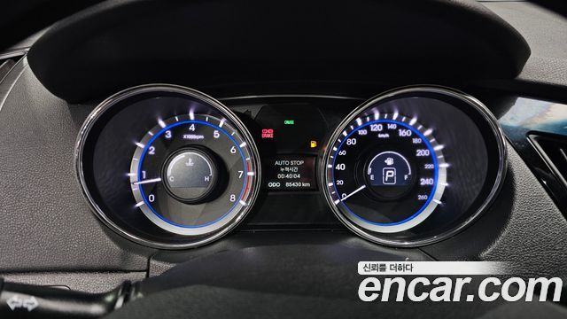 Hyundai Sonata 2014 — photo 8