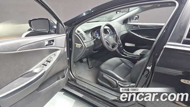Hyundai Sonata 2014 — photo 10