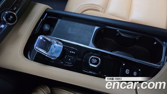 Volvo V90 2024 — photo 12