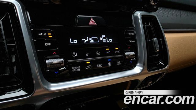 Kia Sorento 2021 — photo 23