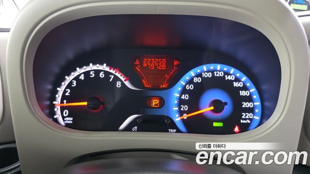 Nissan Cube 2014 — photo 8