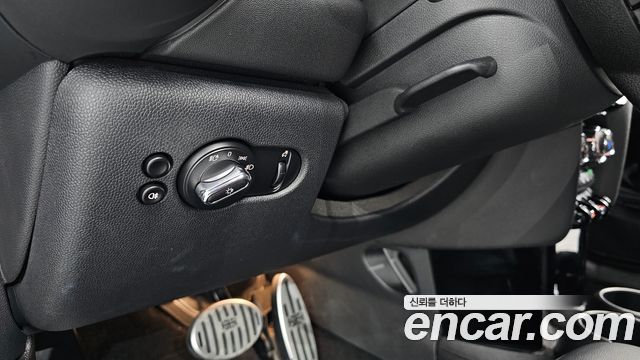 Mini Cooper 2022 — photo 27
