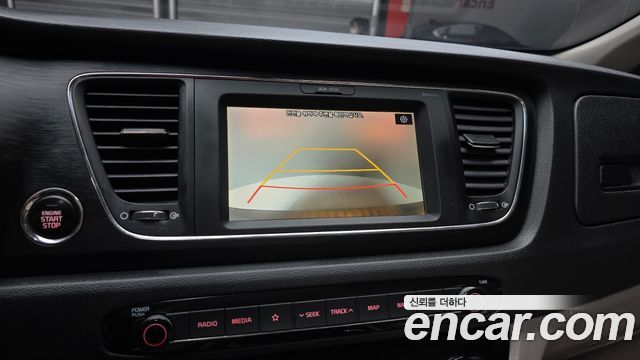 Kia Canival 2019 — photo 15
