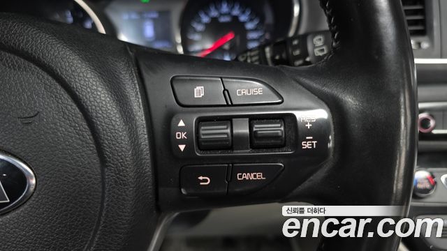 Kia Canival 2019 — photo 16