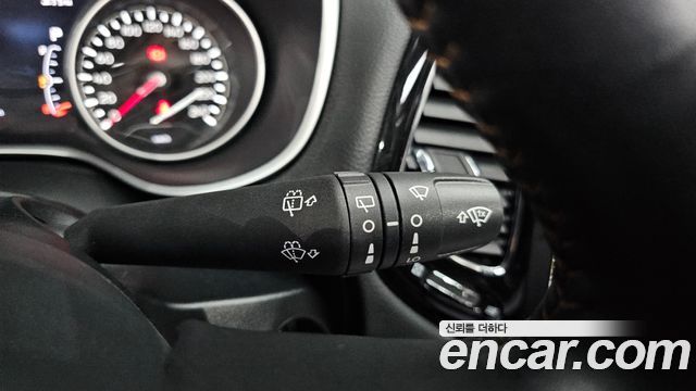 Jeep Compass 2021 — photo 31