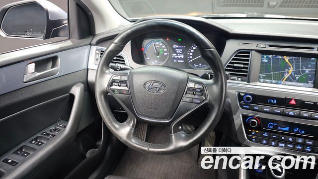 Hyundai Sonata 2017 — photo 13
