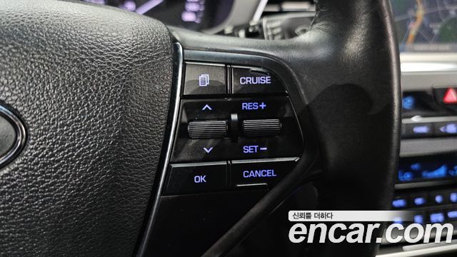 Hyundai Sonata 2017 — photo 18