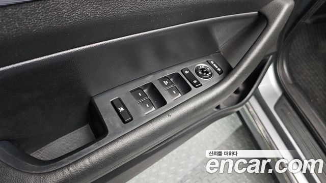 Hyundai Sonata 2017 — photo 19