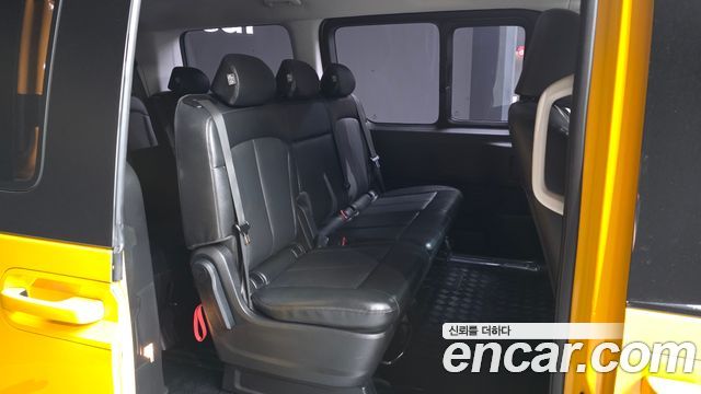 Hyundai Staria 2022 — photo 18